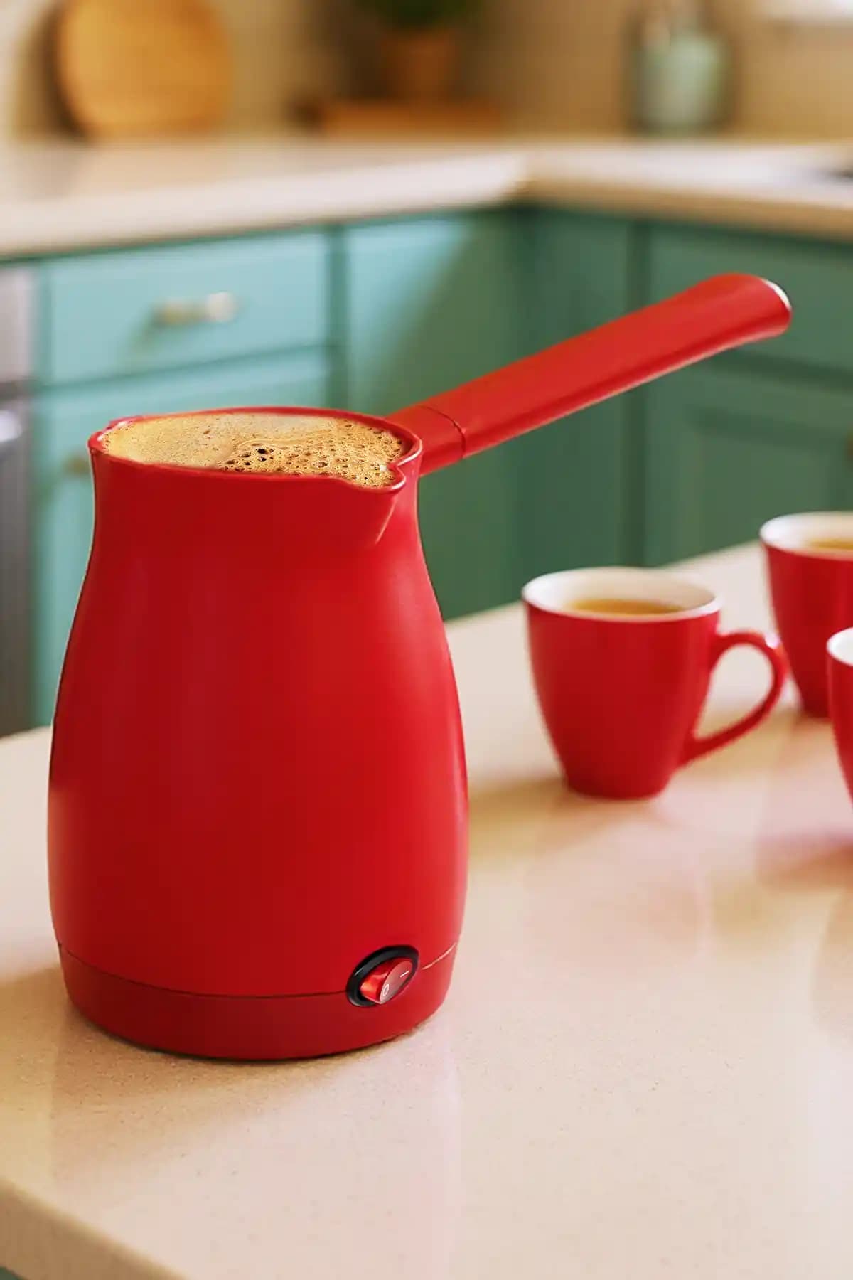 AWOX Caffeen Türk Kahvesi Makinesi: Şık Tasarım ve Hızlı Kahve Hazırlama Özellikleri