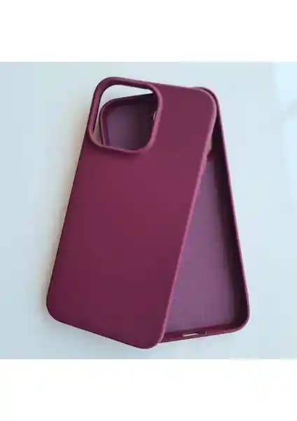 iPhone 14 ve 15 Pro Max Kılıflarının Detaylı Karşılaştırması ve Özellikleri