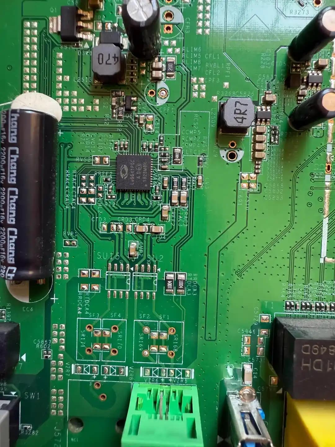 ADSL ve DOCSIS Modem/Router Donanımları: Yeniden Kullanım ve Teknik Özellikler