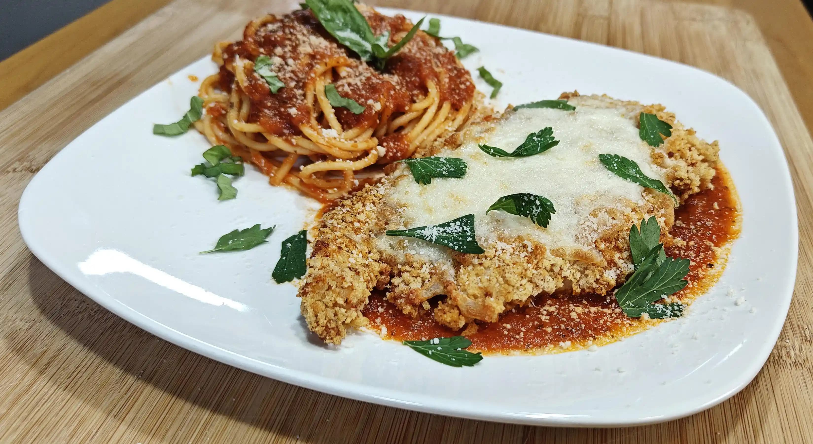 Air Fryer ile Tavuk Parmesan Tarifi: Mayonezle Daha Çıtır ve Pratik Hazırlık