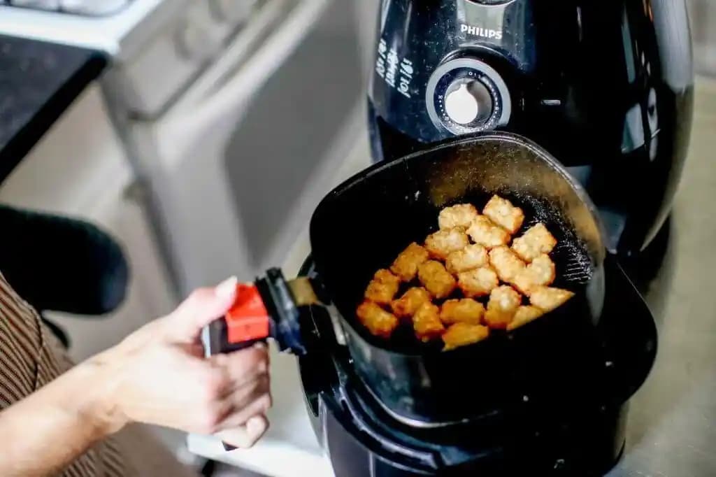 Airfryer Çekmecesi Temizliği: Sıklığı, Yöntemleri ve Hijyen Önemi