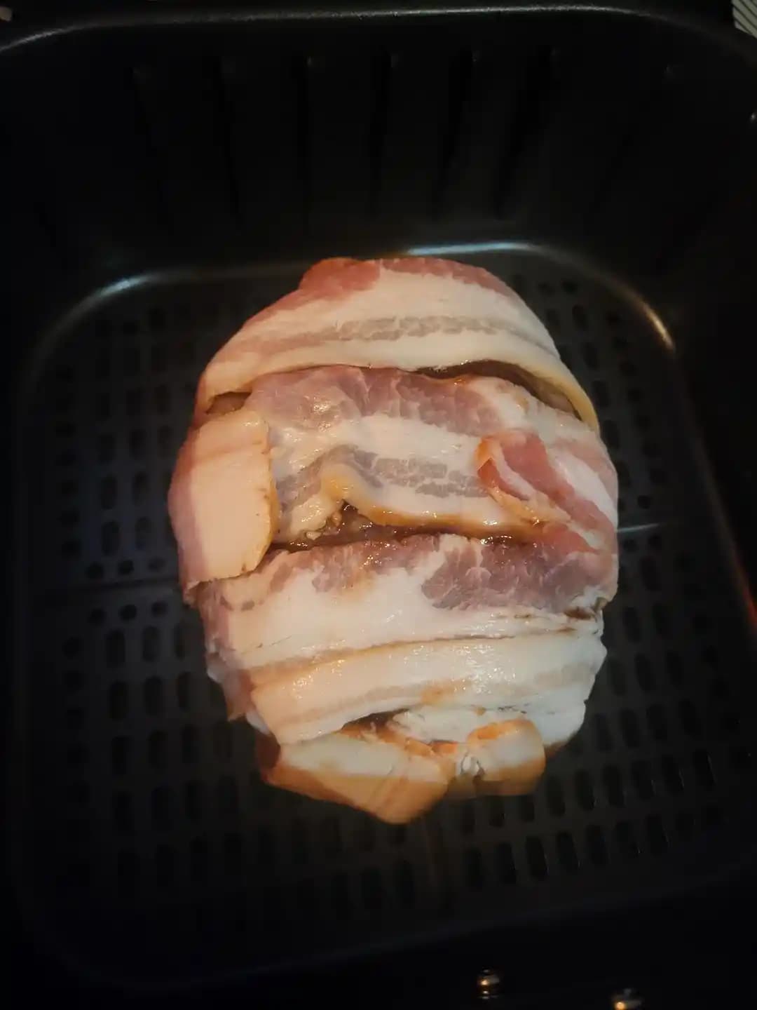 Airfryer'da Pastırma Sarılı Kıymalı Rulo Hazırlama Yöntemi ve Pişirme İpuçları