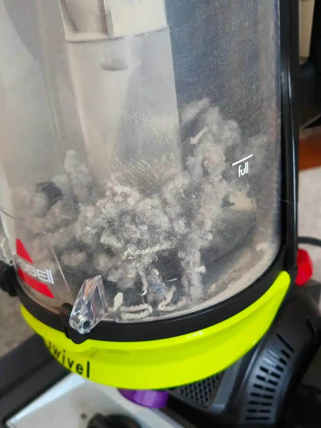 Bissell CleanView Pet Swivel Elektrikli Süpürge: Uygun Fiyatlı ve Fonksiyonel Temizlik Çözümü