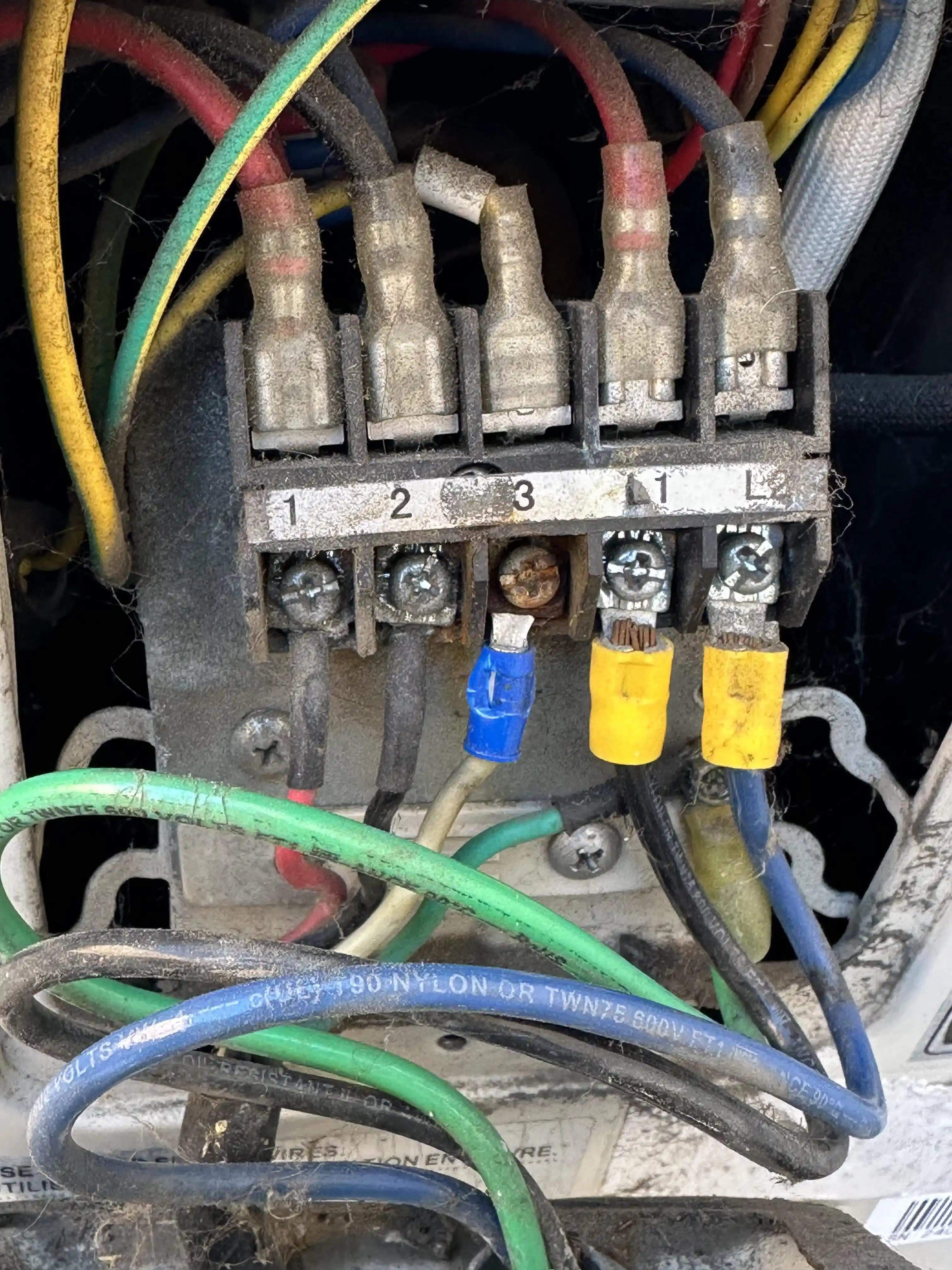 Mini Split Klima Arızalarında Elektriksel Kontroller ve Sorun Giderme Yöntemleri