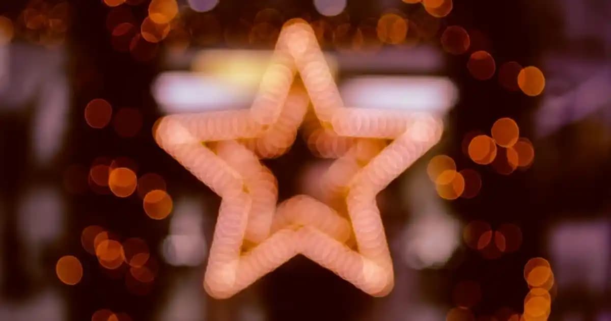 Mi Smart 2 Projeksiyon Cihazı Hakkında Teknik Bilgi Eksikliği ve Dilsel Karışıklık Durumu