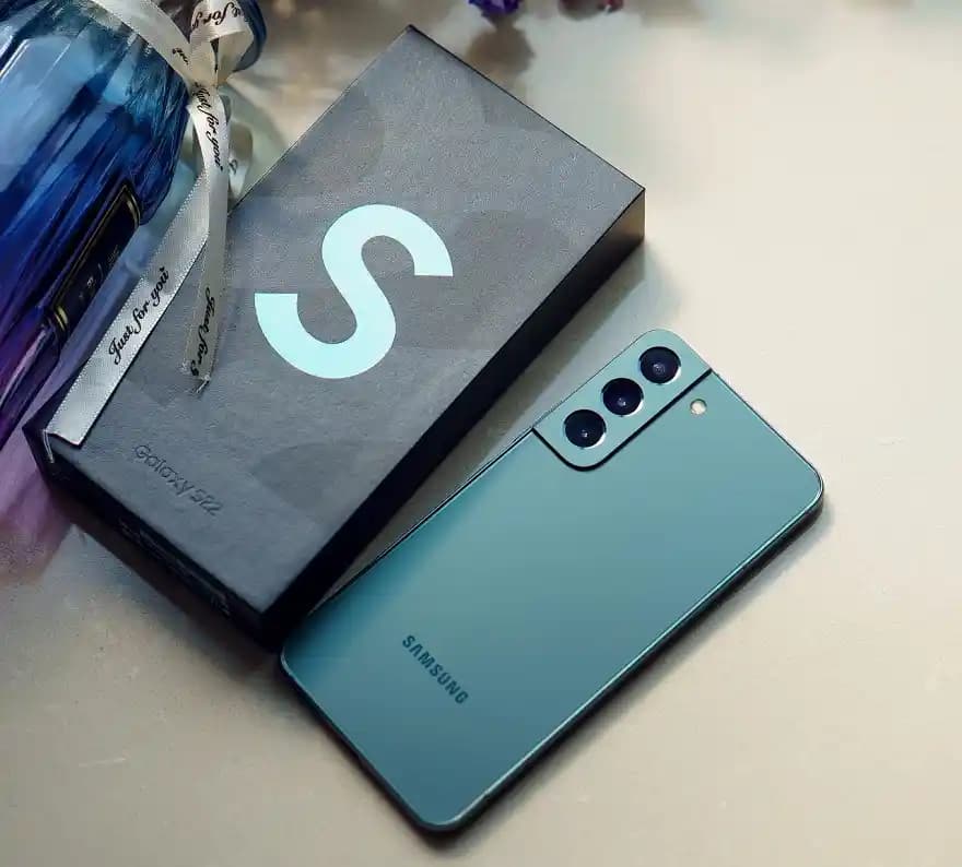 Samsung Galaxy S22 Serisi: Teknik Özellikler ve Yazılımın Oyun Performansına Etkisi