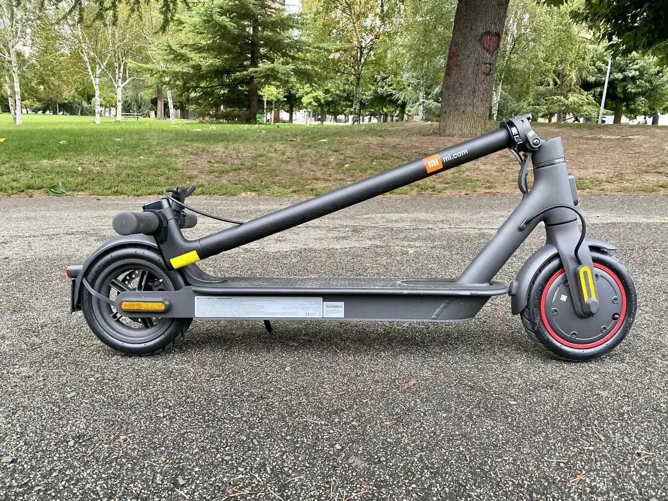 Xiaomi Scooter Pro 2: Şehir İçi Ulaşımda Elektrikli Scooter Hakkında Genel Bilgi