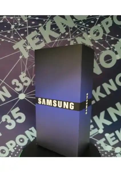 Samsung A30S Yenilenmiş Akıllı Telefon: Estetik ve Güvenilirlik Bir Arada