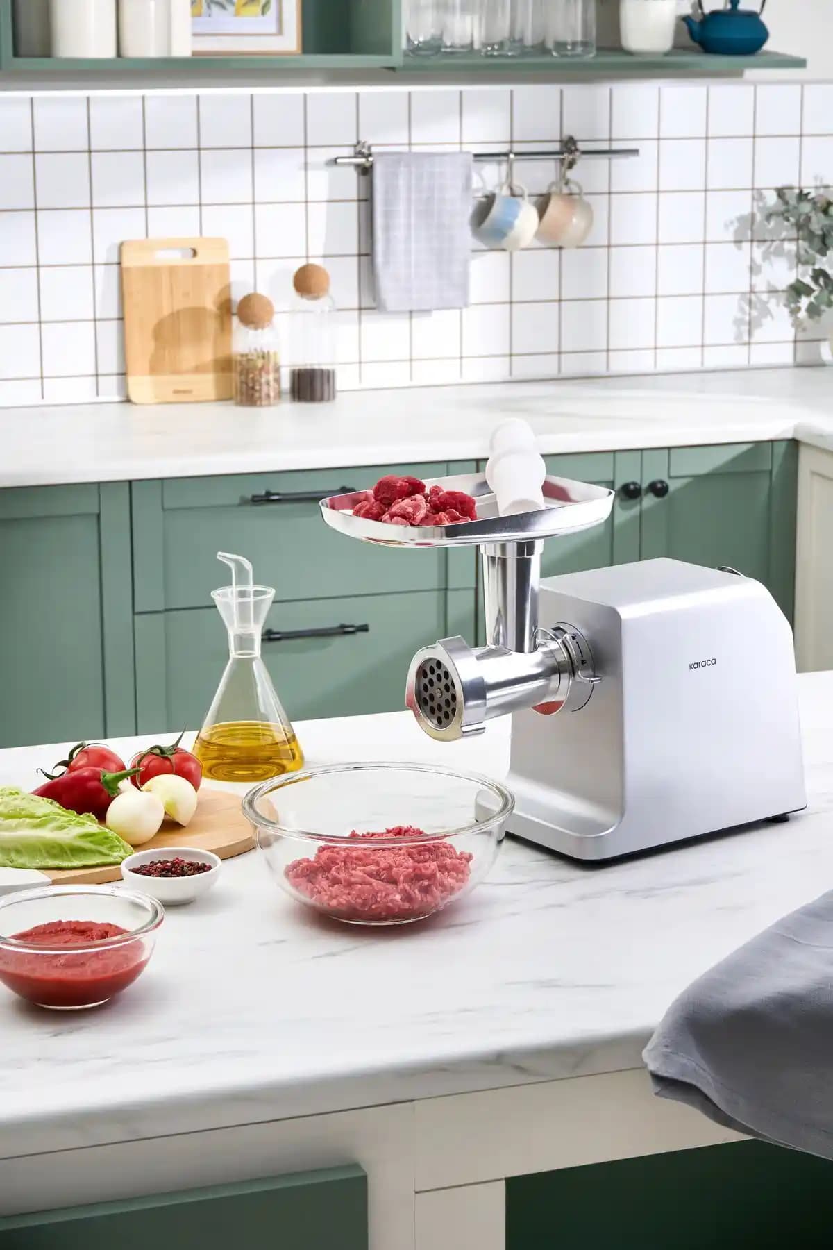 Karaca Salça ve Sucuk İçin Sosis Aparatlı Kıyma Makinesi Inox İnceleme ve Özellikler