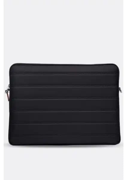Morca Laptop Kılıfı Karşılaştırması Su Geçirmez ve Omuz Askılı Modeller 1