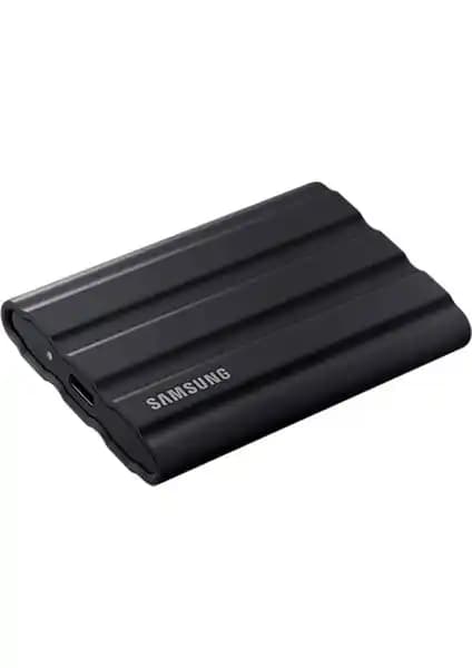Samsung T7 Shield ve Sandisk Extreme 4TB Taşınabilir SSD Karşılaştırması