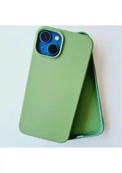 Pirok Store iPhone 13 Kadife Silikon Kılıfı: Koruma ve Şıklık Bir Arada