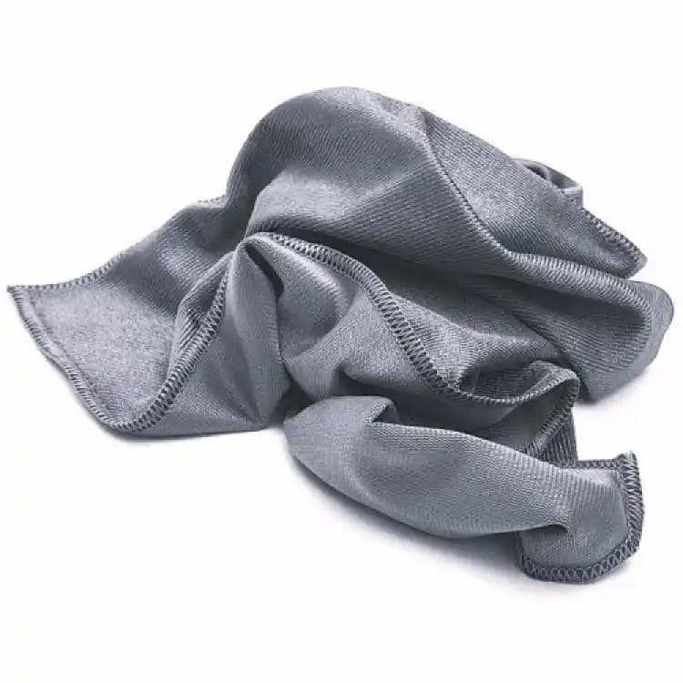 Cam Silme Bezi Seçimi ve Kullanımı: Temizlikte Güvenilir Çözüm