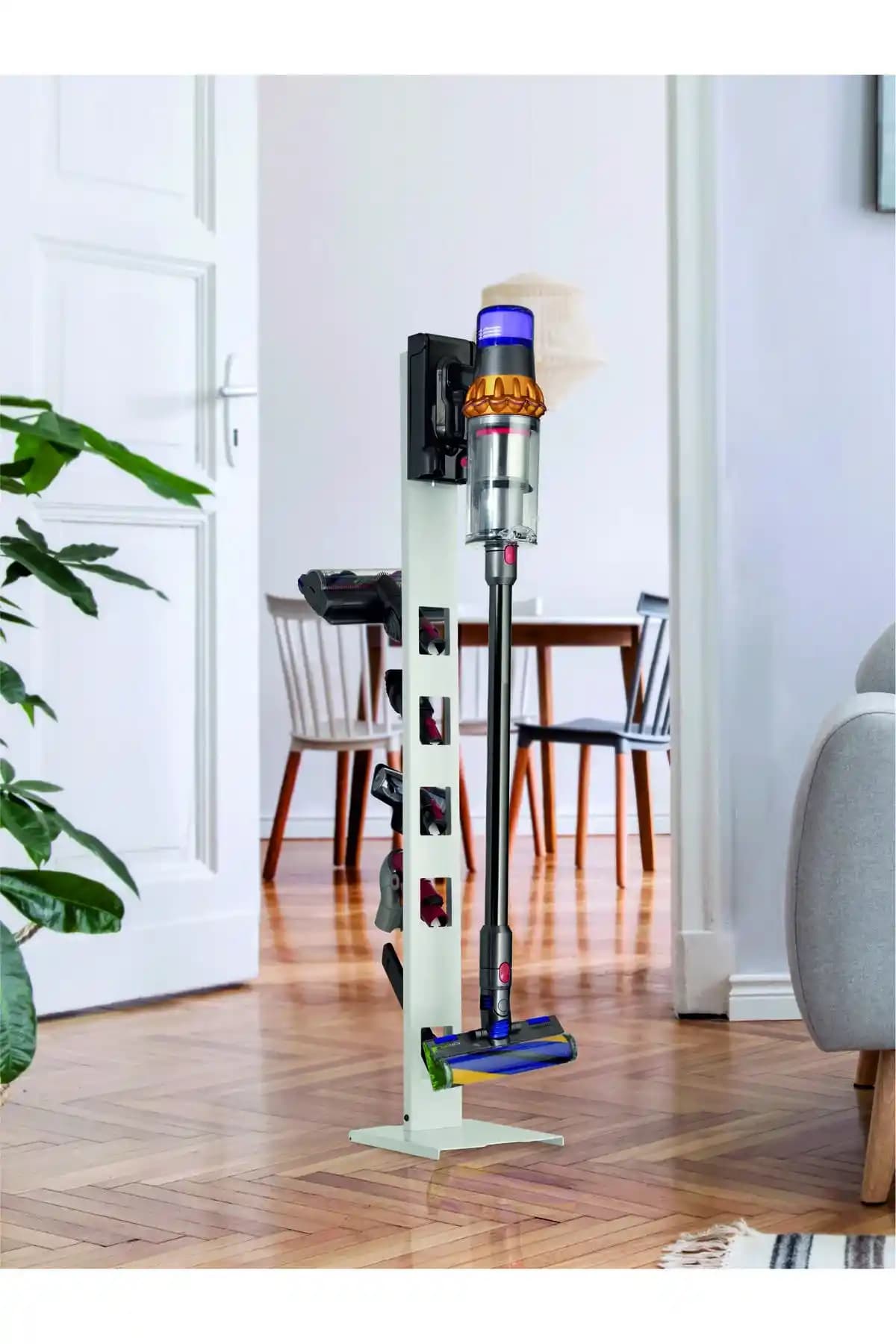 Dyson Uyumlu Dikey Süpürge Standları: Temizlikte Pratik ve Dayanıklı Çözümler