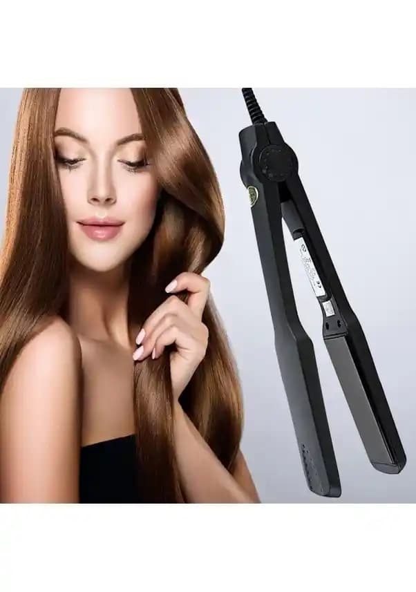 Profesyonel Saç Düzleştiriciler: Özellikler, Kullanım İpuçları ve Saç Sağlığına Etkileri