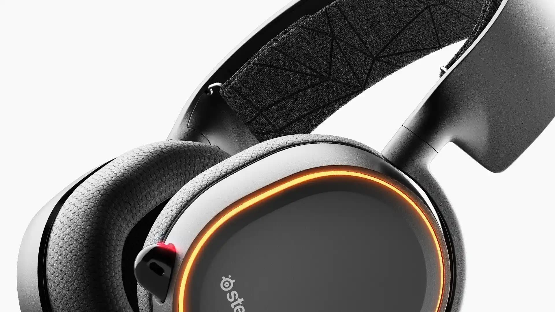 SteelSeries Arctis Serisi Kulaklıklar: Yüksek Ses Kalitesi ve Çok Platform Uyumluluğu