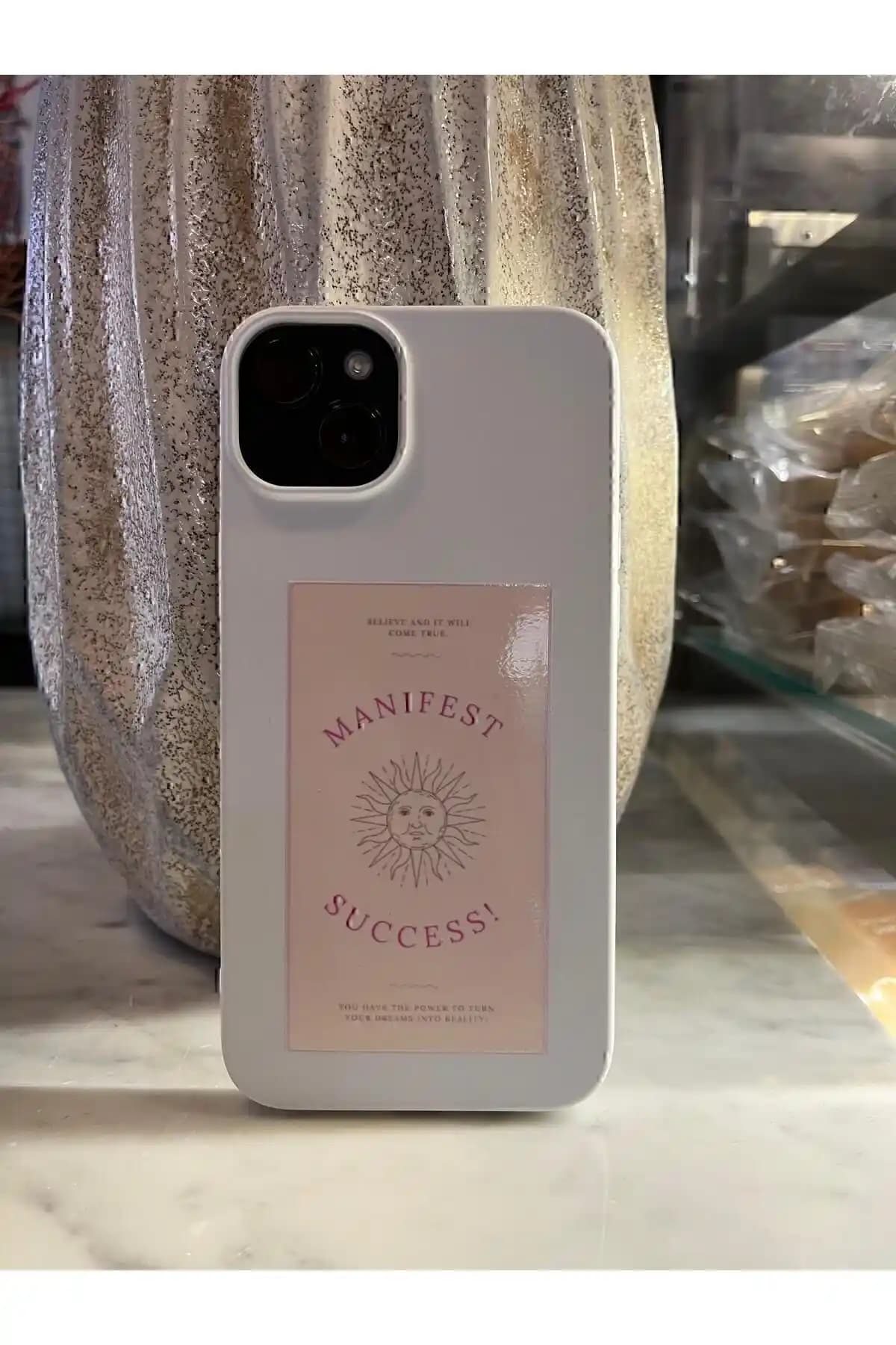 LandscapeCase iPhone 11 Uyumlu Kadife İç Yüzeyli Şık ve Dayanıklı Kılıf