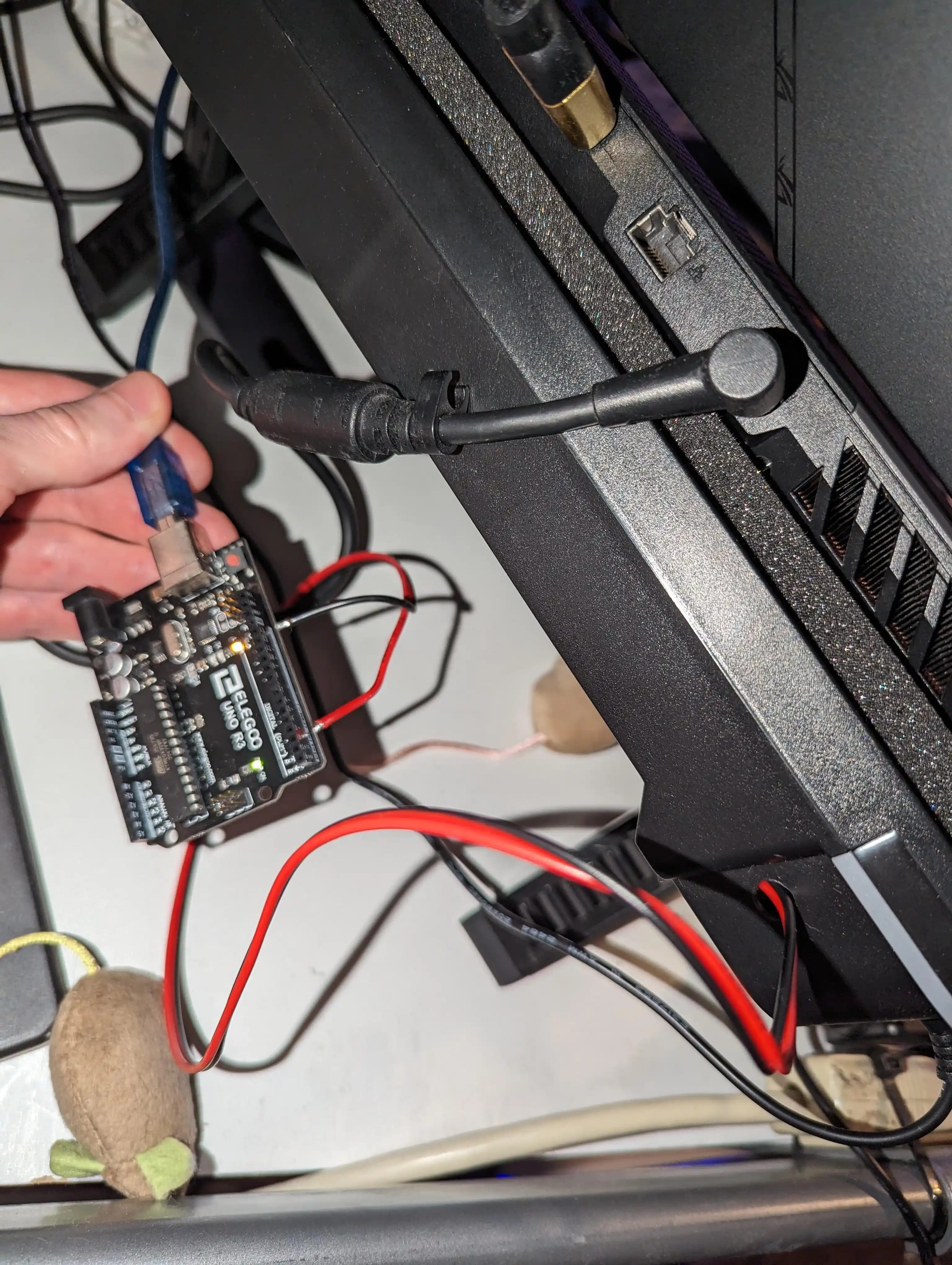 Arduino ile Oyun Tabanlı Dizüstü Soğutma Pedi Fan Kontrolü ve Tasarım Alternatifleri