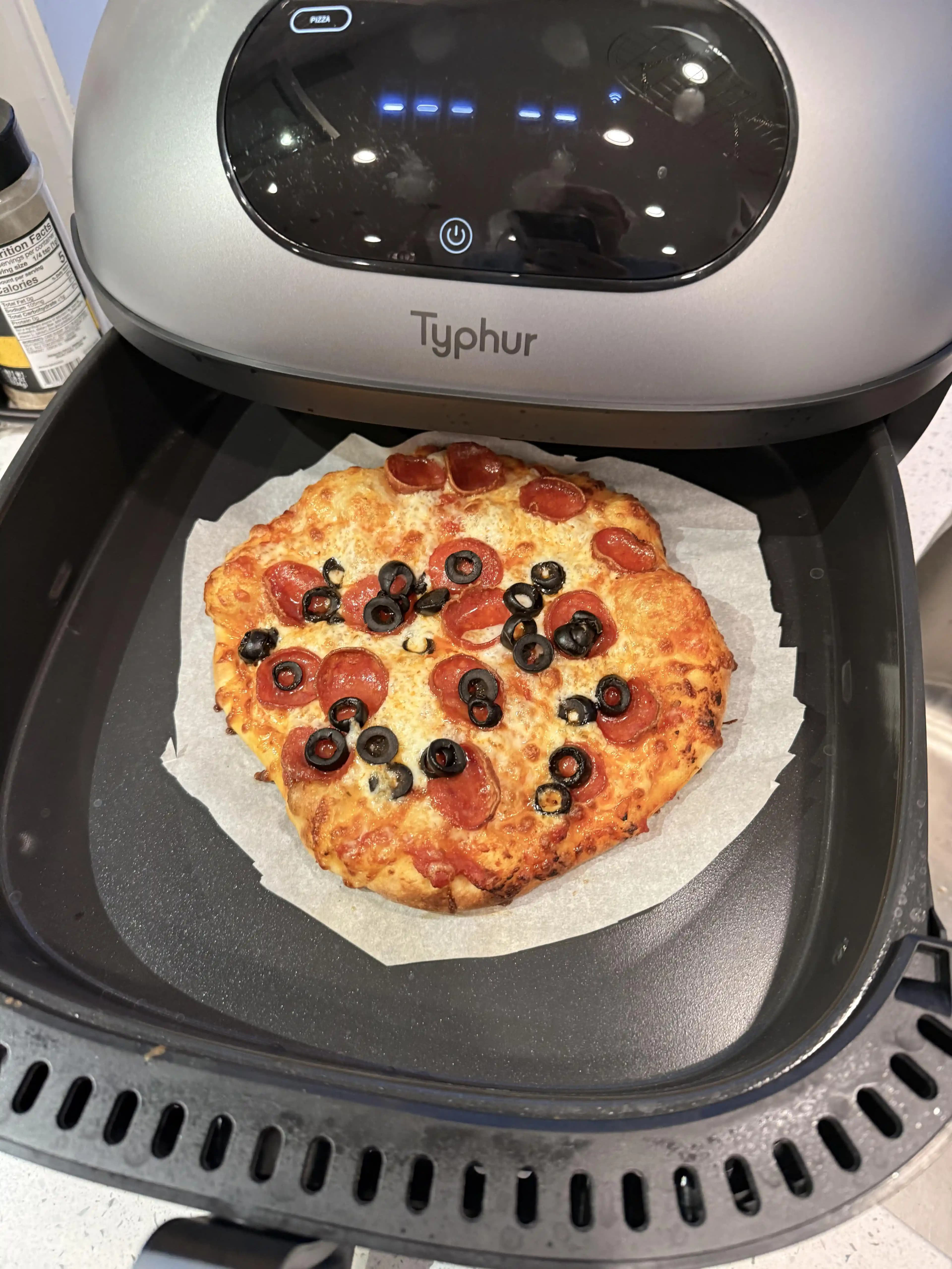 Typhur Dome 2 Hava Fritözü ile Evde Geniş Alanlı Pizza Pişirme Deneyimi