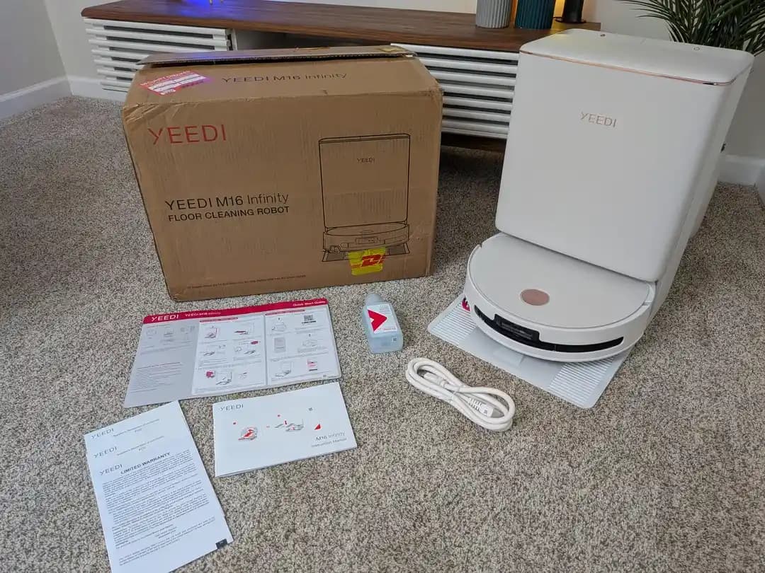 Yeedi M16 Infinity Robot Süpürge: Tasarım, Teknik Özellikler ve Kullanıcı Deneyimi Analizi