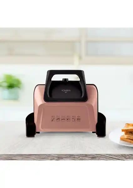 Karaca Future Plus Bio Diamond ve Korkmaz Tostella Tost ve Izgara Makinesi Karşılaştırması