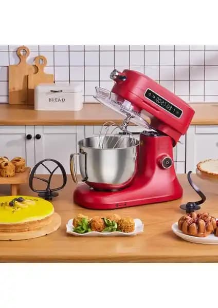 Karaca Pro Artisan Dijital Ekran Döküm Mutfak Şefi ve Yui M200 Çok Fonksiyonlu Mikser Karşılaştırması