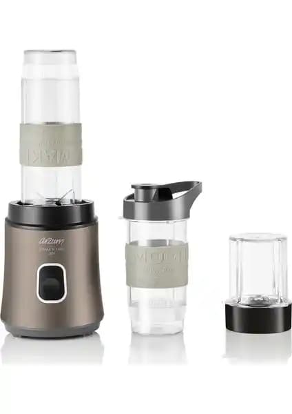 Arzum AR1101 Shake'n Take Joy ve Yui M18 3'ü 1 Arada Retro Blender Karşılaştırması