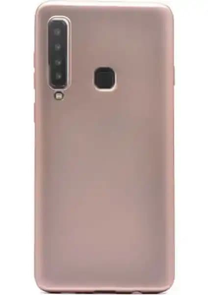 Samsung Galaxy A9 2018 için Şık ve Koruyucu Mat Altın Renkli Silikon Kılıf