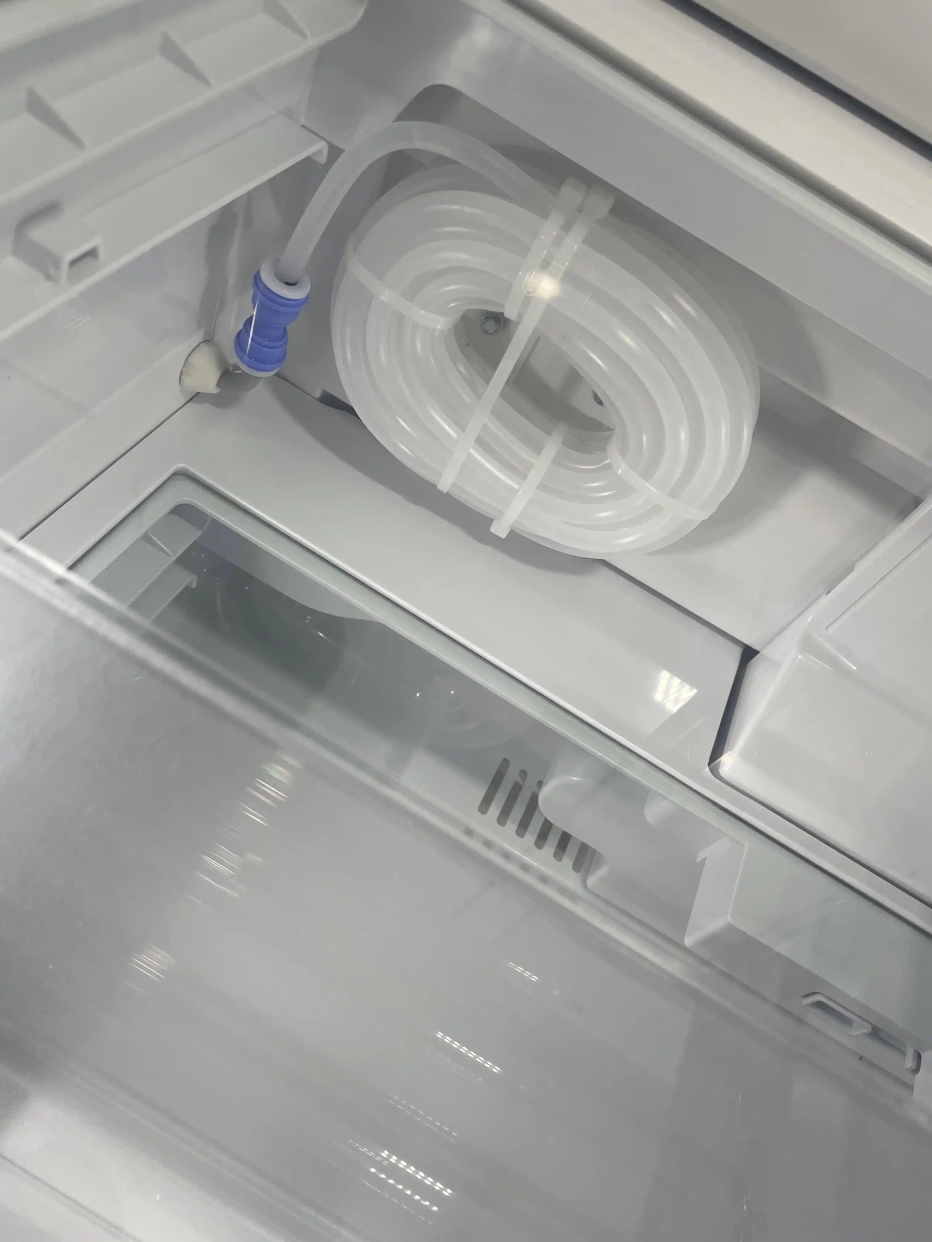 GE 27.0 Cu. Ft. French Door Buzdolabında Su Soğutma Hortumunun İşlevi ve Tasarımı