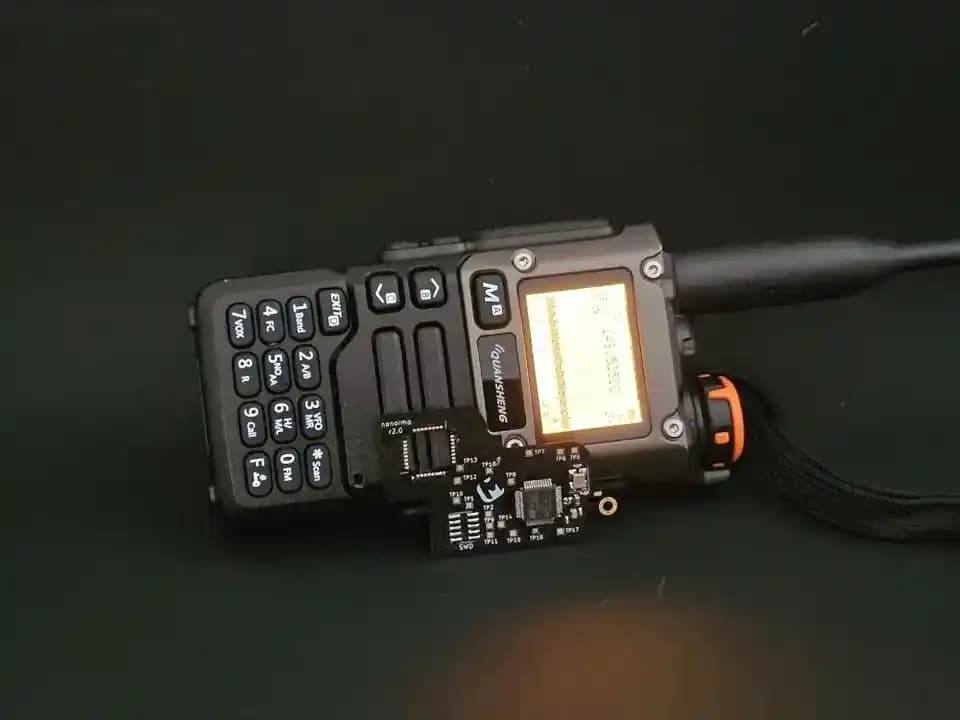 Quansheng UV-K5 El Telsizine Flex PCB ile Mikrodenetleyici Yükseltme ve Yazılım Uyumu