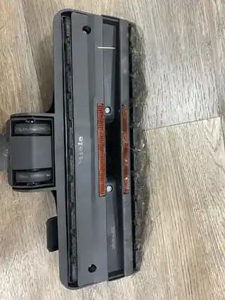 Miele Classic C1 ile Evcil Hayvan Tüyü Temizliğinde Doğru Aparat Seçiminin Önemi ve Kullanımı