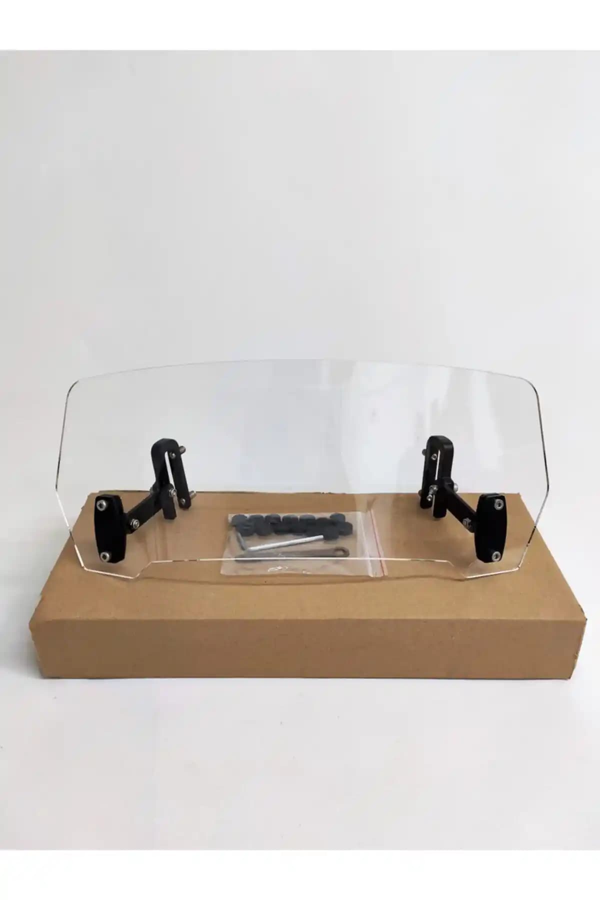 Motorsiklet Rüzgar Saptırıcı Karşılaştırması: Saw-tech ve GP Kompozit Modelleri