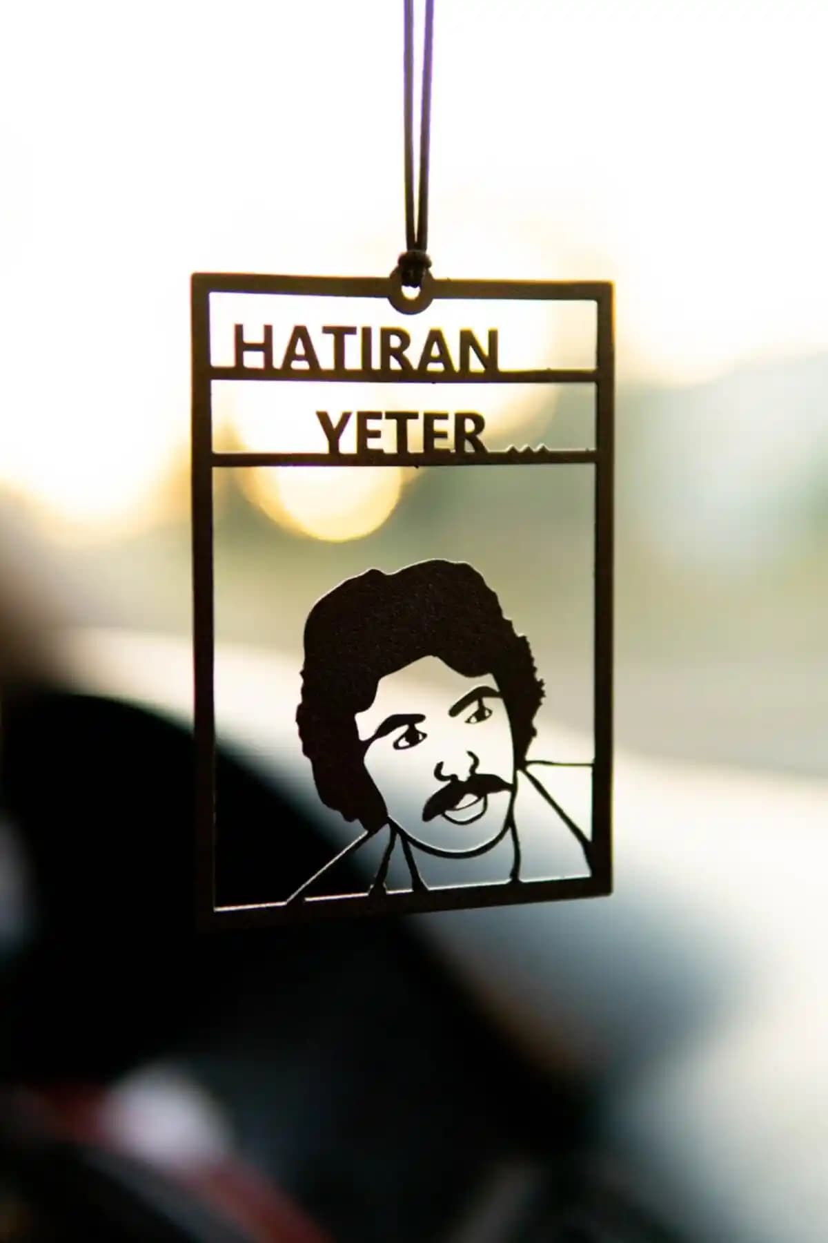 Mufamet Metal Ferdi Tayfur Dikiz Aynası Süsü Şık ve Dayanıklı Araç Aksesuarı