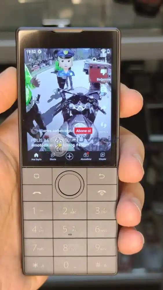 Akıllı Tuşlu Telefonların Özellikleri ve Günümüzdeki Kullanım Avantajları