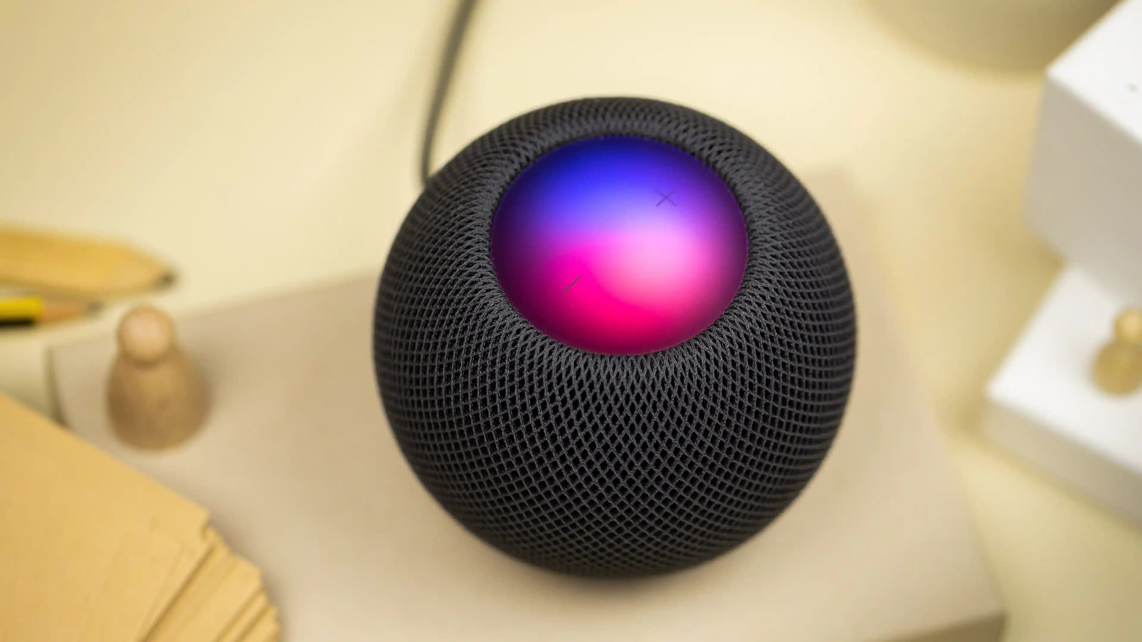Apple HomePod mini: Yüksek Ses Kalitesi ve Akıllı Ev Entegrasyonu Sunan Kompakt Akıllı Hoparlör