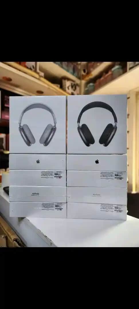 Apple Kafa Üstü Kulaklıklar: Tasarım, Performans ve Teknolojide Yeni Bir Dönem