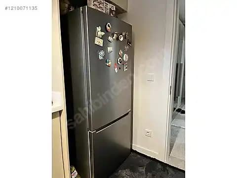 Buzluğu Altta Olan Buzdolapları: Enerji Verimliliği ve Kullanıcı Dostu Tasarımlar