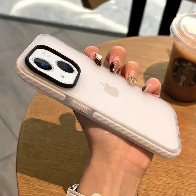 iPhone 13 için En İyi Kılıf Seçenekleri ve Koruma Yöntemleri Rehberi