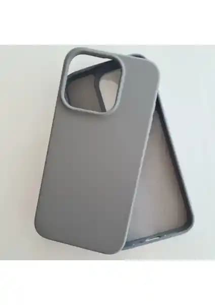 iPhone 15 Pro ve Pro Max için Kadife Silikon Kılıfların Karşılaştırması