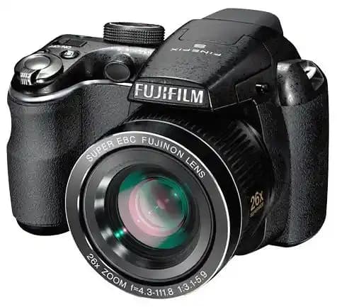 Dijital Fotoğraf Makineleri: Güncel Trendler, Özellikler ve Seçim Rehberi