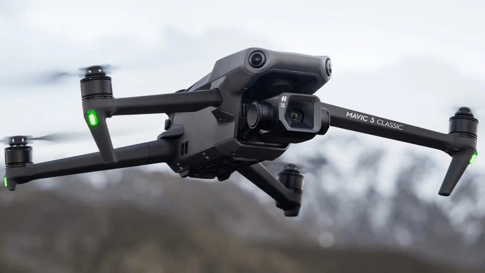 DJI Mavic 3 Classic ile Profesyonel Havadan Çekimlerin Yeni Standardı