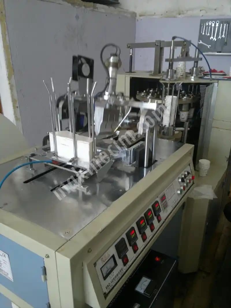 Elektronik Karton Bardak Makinası: Otomasyon ve Teknolojilerle Üretim Verimliliği Artışı