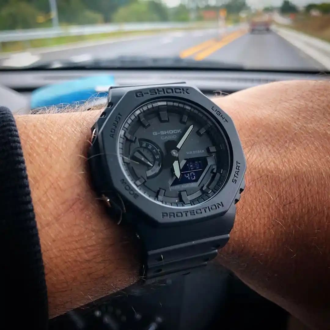 G-Shock GA-2100 Serisi: Modern Tasarım ve Dayanıklılığı Bir Arada Sunan Akıllı Saatler