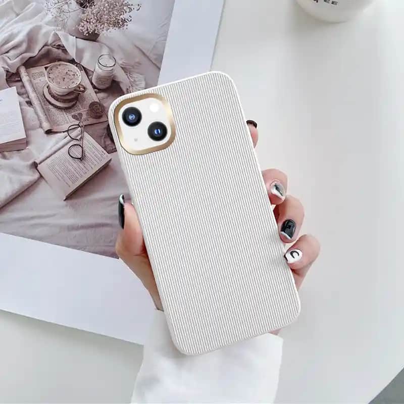 iPhone Kılıfı Seçerken Dikkat Edilmesi Gerekenler ve Farklı Türler Hakkında Bilgiler