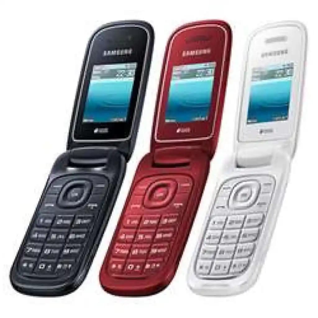 Kapaklı Telefonlar: Estetik ve Koruma Sunan Modellerle Güncel Seçenekler