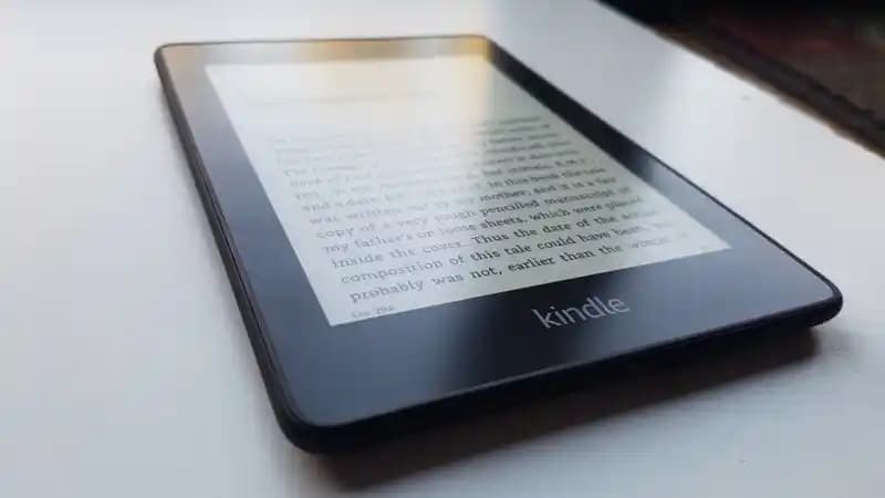 Kindle Paperwhite 4 ile Elektronik Okuma Deneyimini Geliştiren Yenilikler ve Özellikler