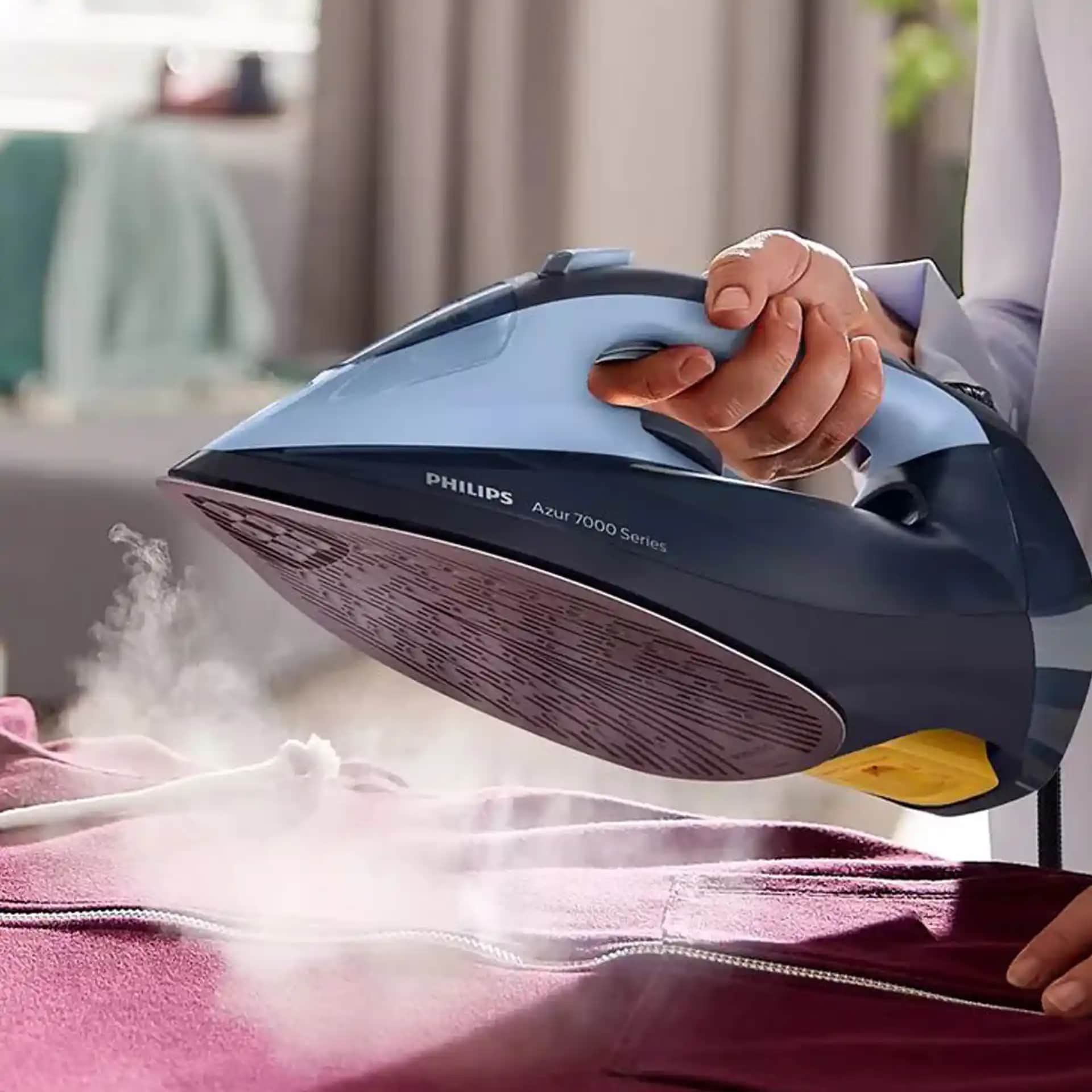 Philips Azur Buharlı Ütü: Yüksek Performans ve Gelişmiş Teknolojilerle Ütü Deneyimi