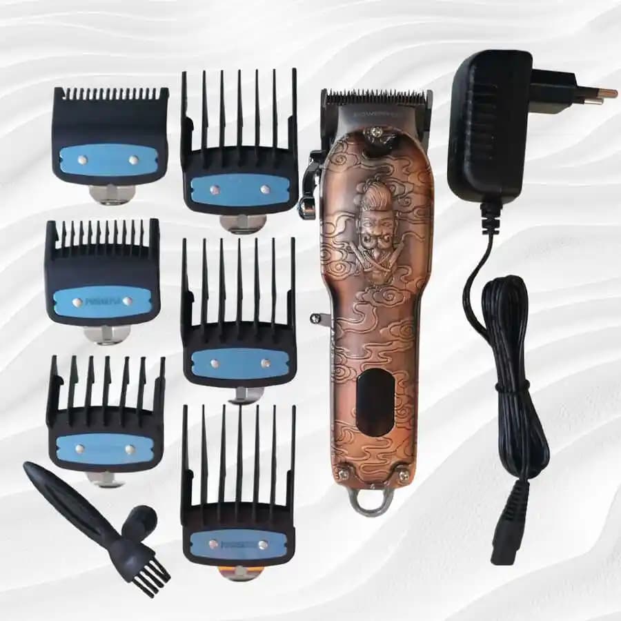 Powertec TR-6700: Profesyonel ve Ev Kullanımı İçin Çok Fonksiyonlu Tıraş Makinesi