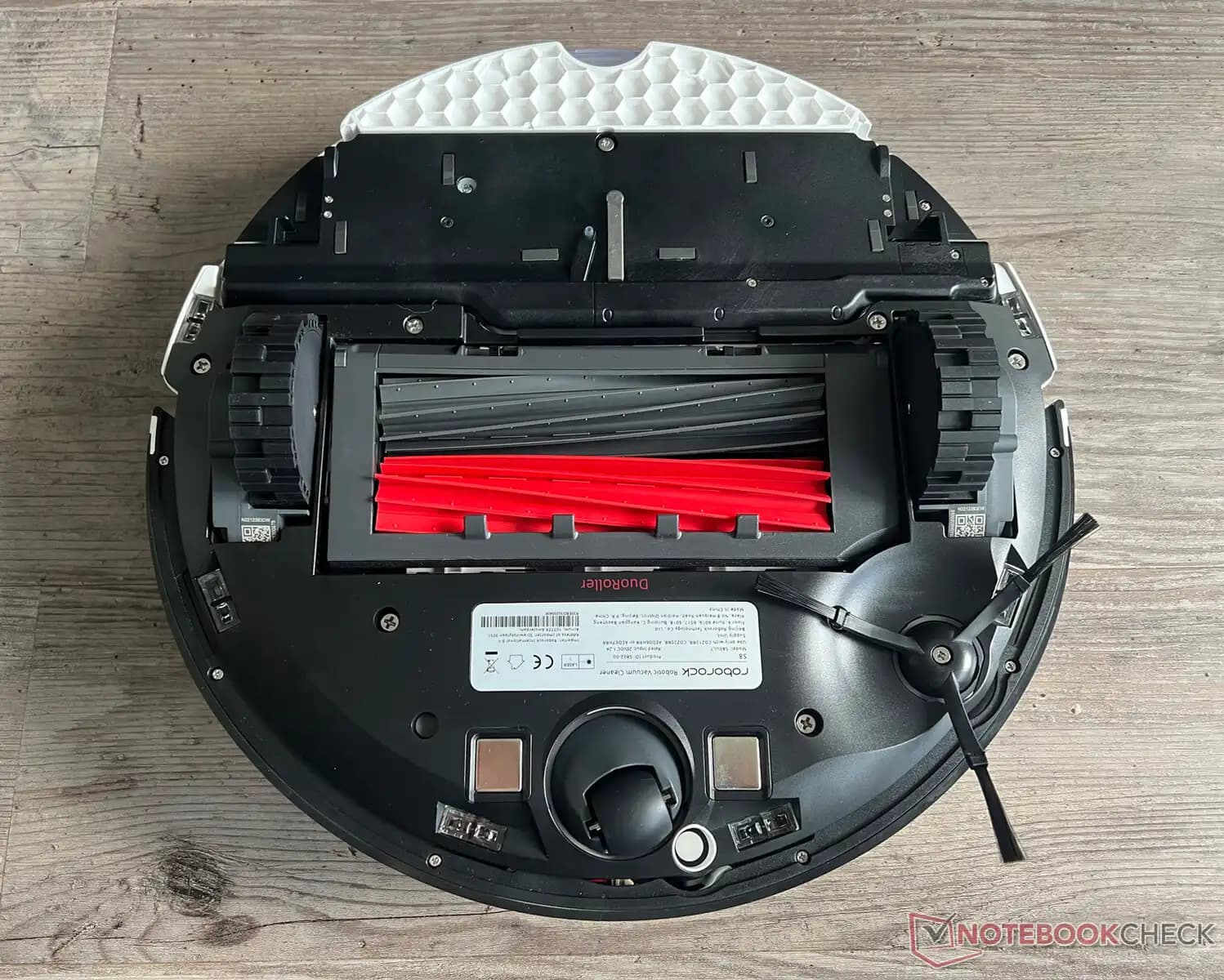 Roborock S8 Temizlik Robotu ile Gelişmiş Mopping Özelliği ve Akıllı Temizlik Sistemleri