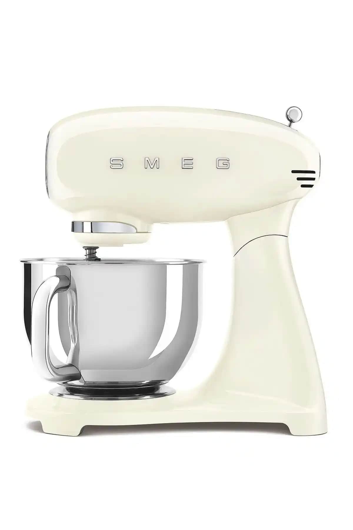 Smeg Hamur Makinesi: Yüksek Performanslı ve Şık Elektronik Mutfak Cihazı